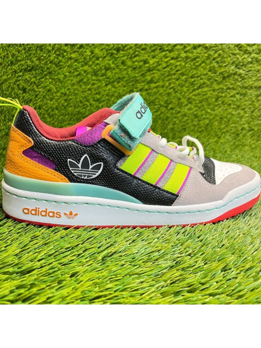 Adidas Forum Low Womens Size 9 White Black Gray Athletic Walking Shoes Sneakers